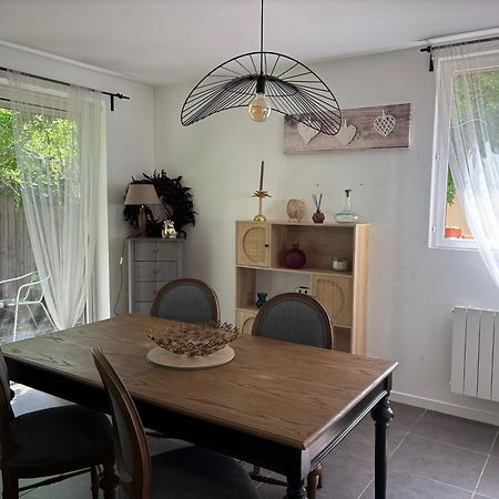 Вілла La Mardelle Saint-Gervais-la-Foret Екстер'єр фото